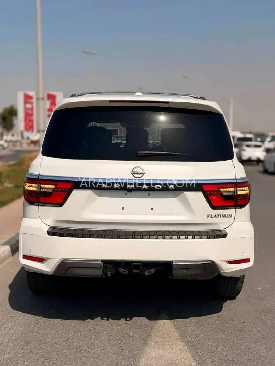 Nissan Armada 2021 for Sale in Dubai Image-10