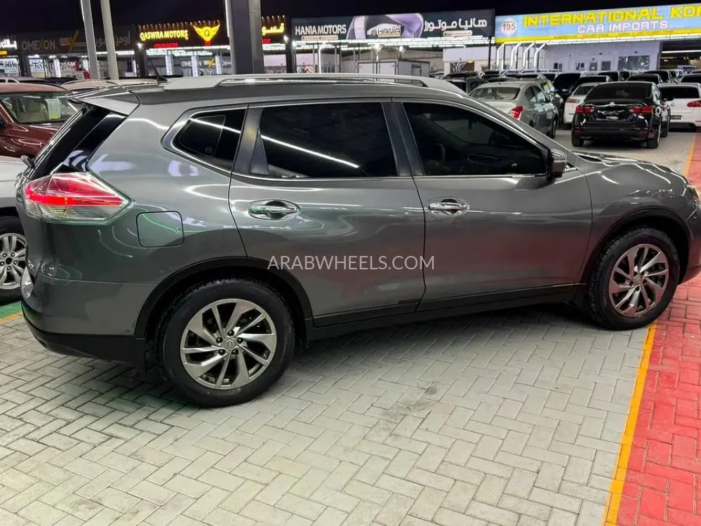 Nissan X-Trail 2016 for Sale in Ajman Image-12