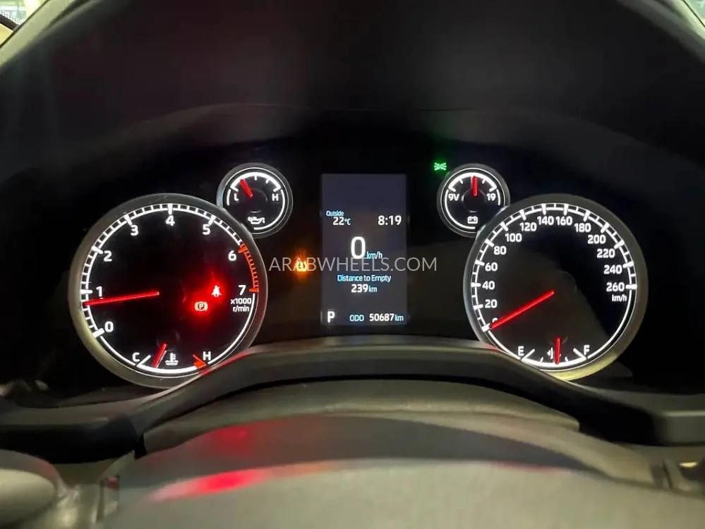 Toyota Land Cruiser 2024 for Sale in Sharjah Image-3