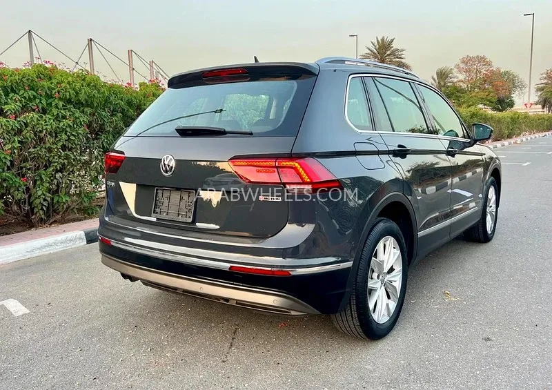 Volkswagen Tiguan 2018 for Sale in Dubai Image-17