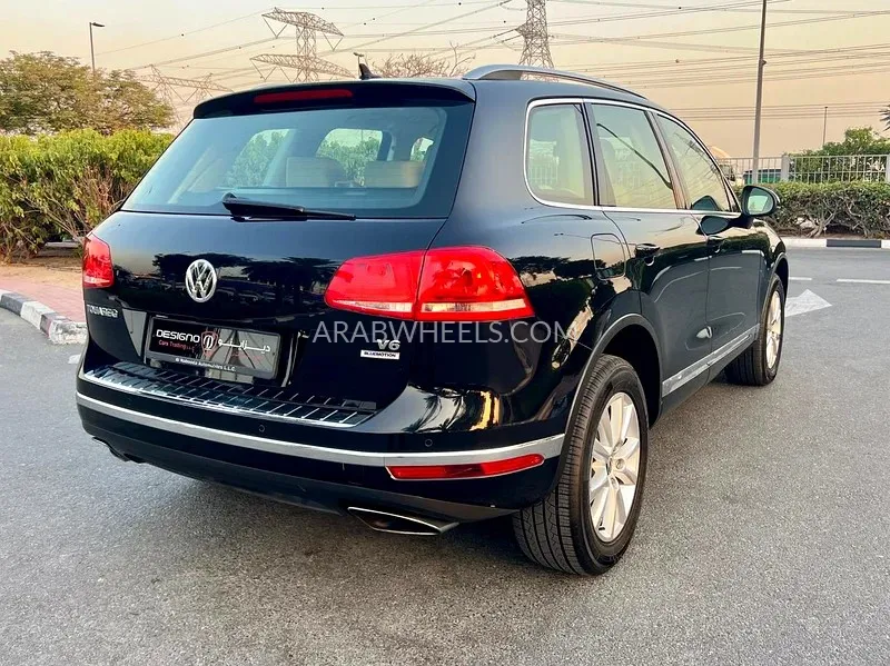 Volkswagen Touareg 2016 for Sale in Dubai Image-9