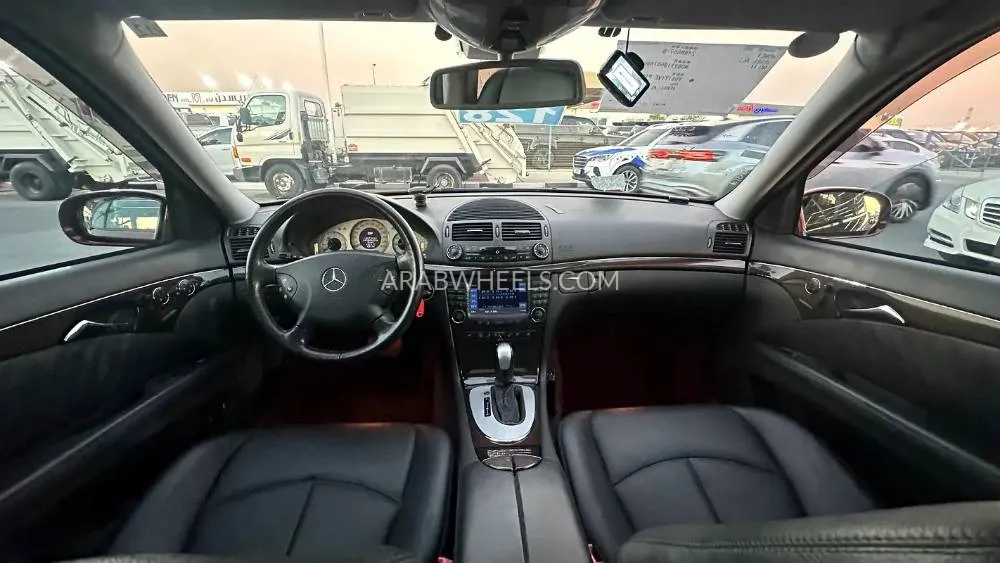 Mercedes Benz E Class 2003 for Sale in Dubai Image-6