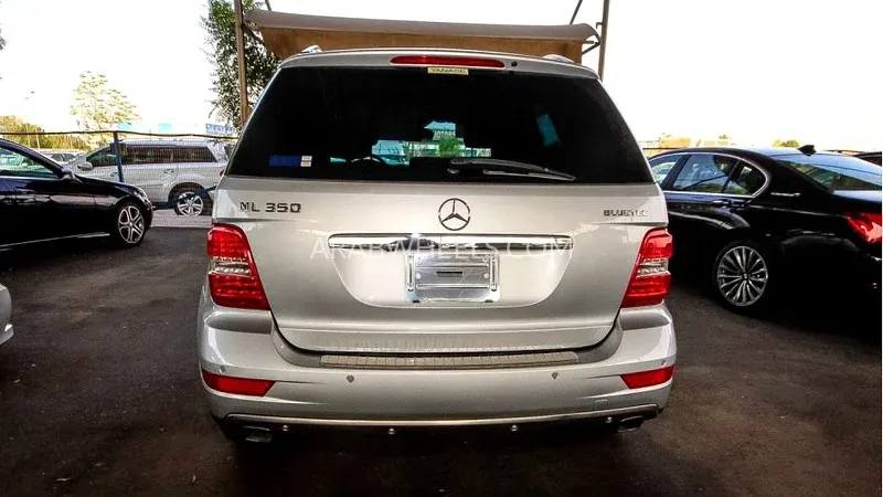 Mercedes Benz ML Class 2010 for Sale in Dubai Image-11