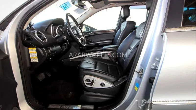 Mercedes Benz ML Class 2010 for Sale in Dubai Image-14