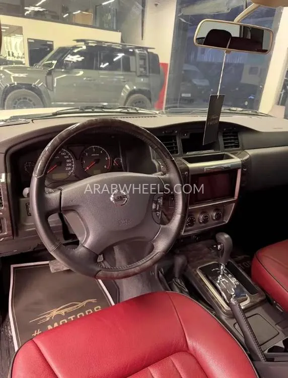Nissan Patrol 2024 for Sale in Dubai Image-4