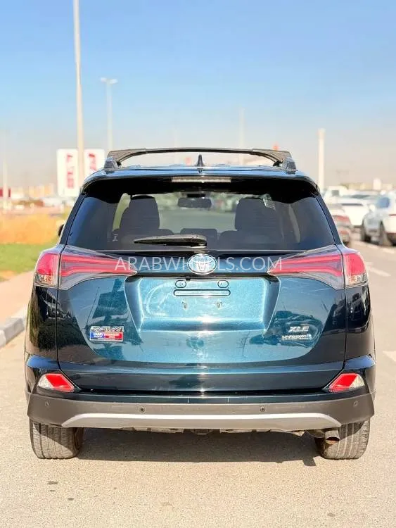 Toyota Rav4 2018 for Sale in Dubai Image-16