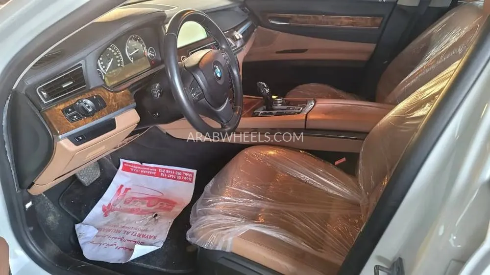 BMW 7 series 2014 for Sale in Ajman Image-8