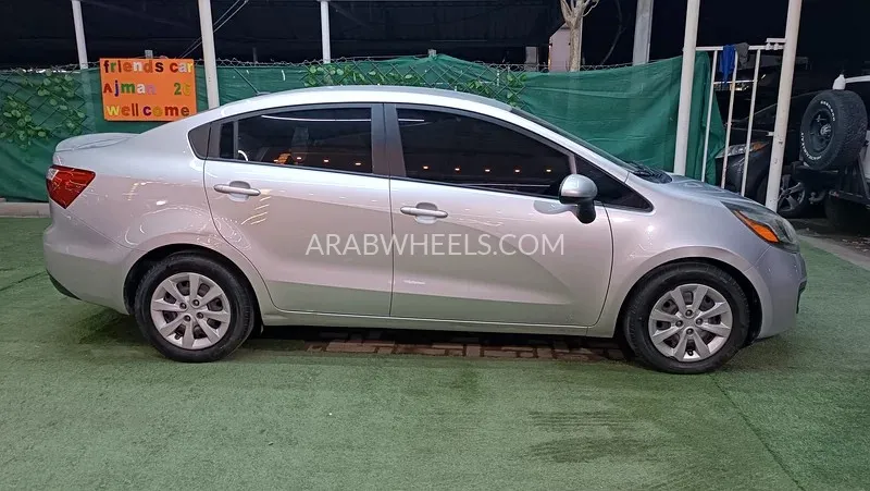 Kia Rio 2013 for Sale in Ajman Image-4