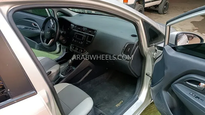 Kia Rio 2013 for Sale in Ajman Image-6
