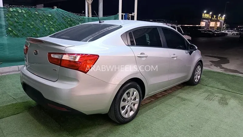 Kia Rio 2013 for Sale in Ajman Image-14