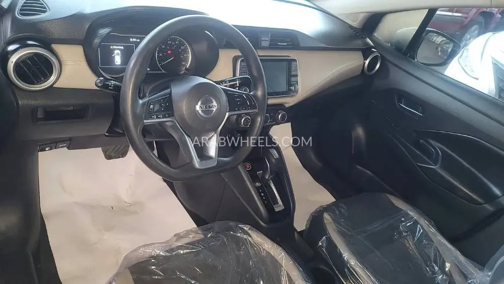Nissan Versa 2020 for Sale in Ajman Image-15