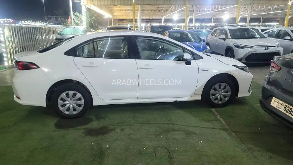 Toyota Corolla 2025 for Sale in Ajman Image-8