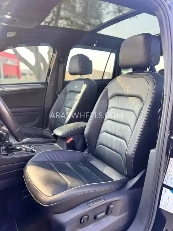 Volkswagen Tiguan 2018 for Sale in Dubai Image-16