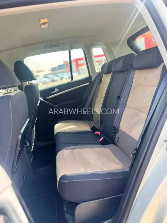 Volkswagen Tiguan 2016 for Sale in Dubai Image-12