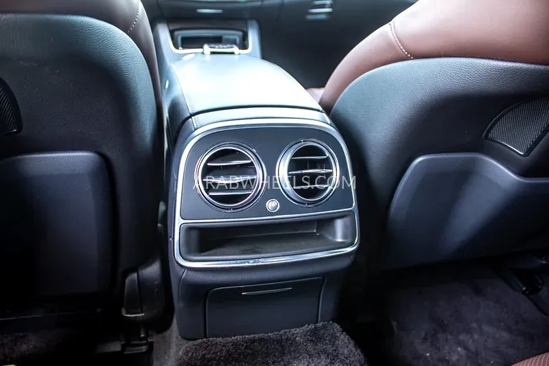 مرسيدس بنز CLS Class 2019 for Sale in دبي Image-9