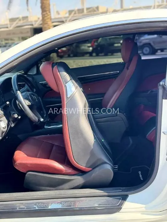 Mercedes Benz E Class 2010 for Sale in Dubai Image-15