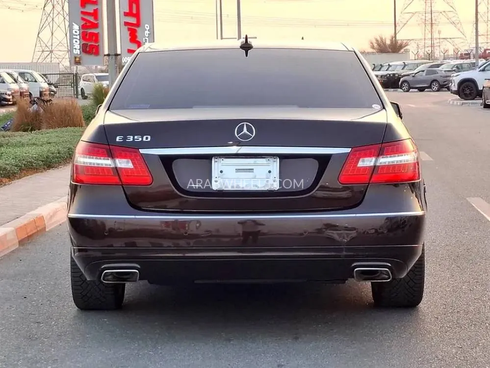 Mercedes Benz E Class 2012 for Sale in Dubai Image-14