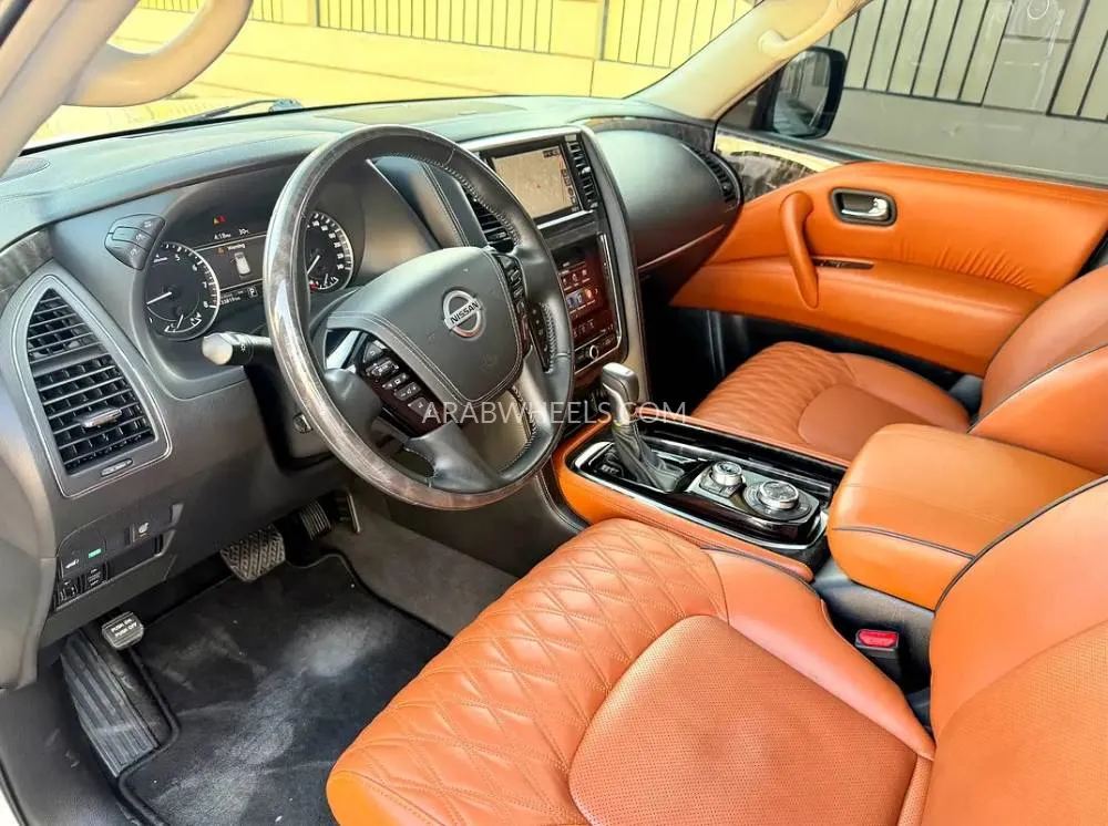 Nissan Patrol 2021 for Sale in Dubai Image-9