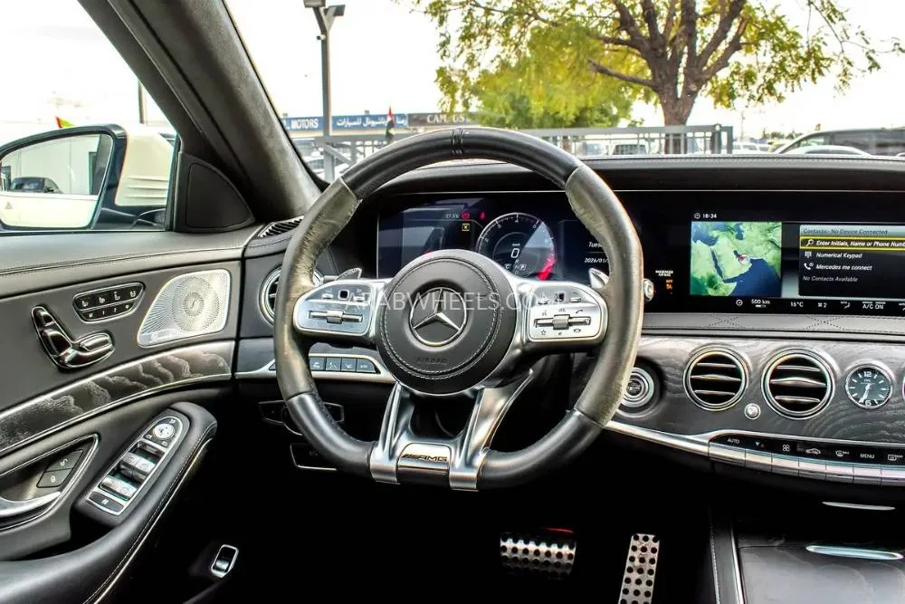 Mercedes Benz CLS Class 2018 for Sale in Dubai Image-8