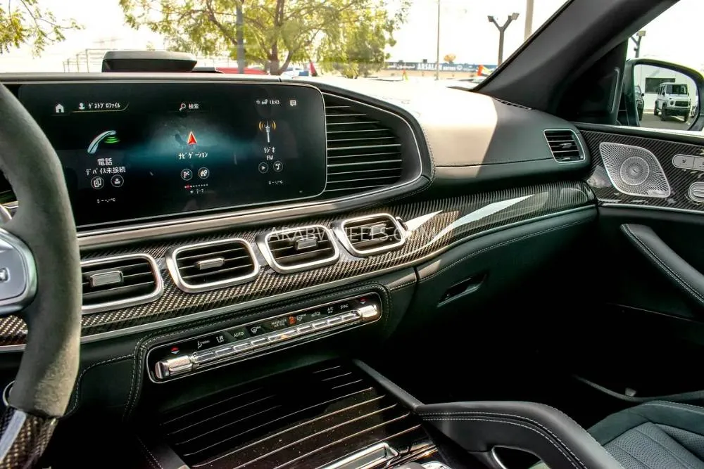 Mercedes Benz GLE Class 2023 for Sale in Dubai Image-3