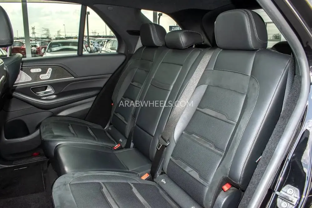 Mercedes Benz GLE Class 2021 for Sale in Dubai Image-4
