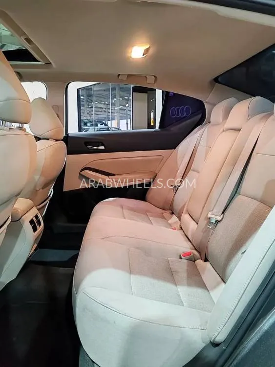 Nissan Altima 2021 for Sale in Umm Al Quwain Image-14
