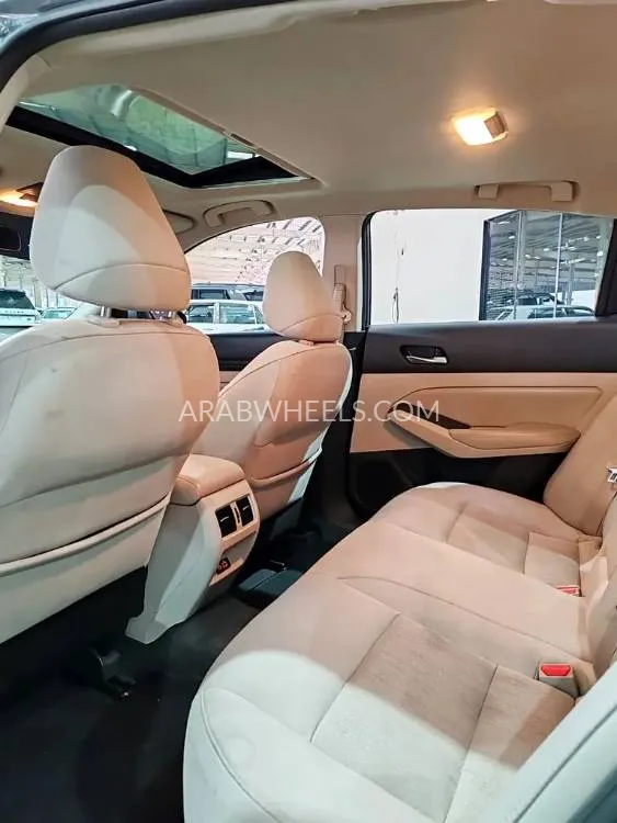 Nissan Altima 2021 for Sale in Umm Al Quwain Image-19