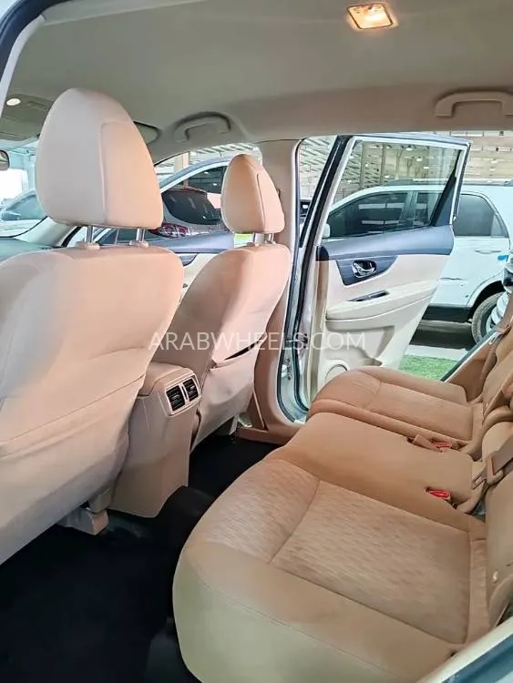 Nissan X-Trail 2021 for Sale in Umm Al Quwain Image-7