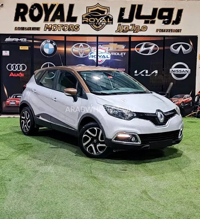 رينو كابتور 2017 for Sale in أم القيوين Image-16