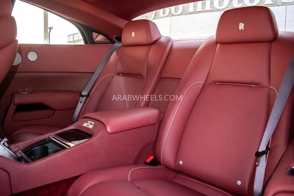 Rolls Royce Wraith 2015 for Sale in Dubai Image-18