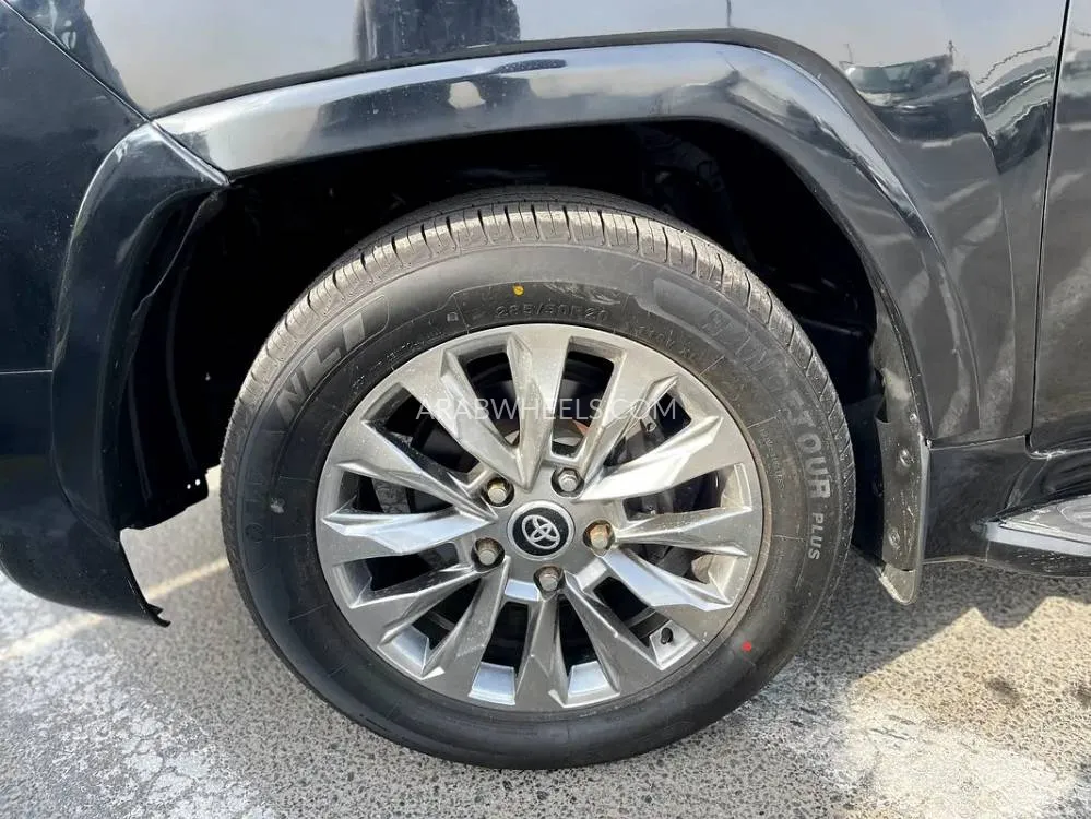 تويوتا لاند كروزر 2012 for Sale in دبي Image-5