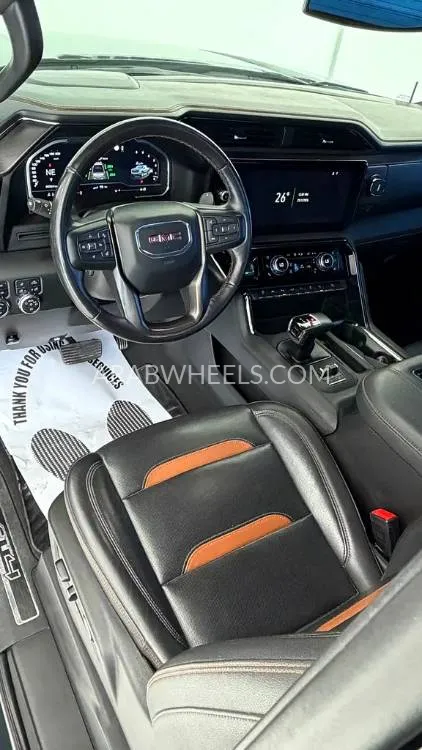 GMC Sierra 2022 for Sale in Abu Dhabi Image-5