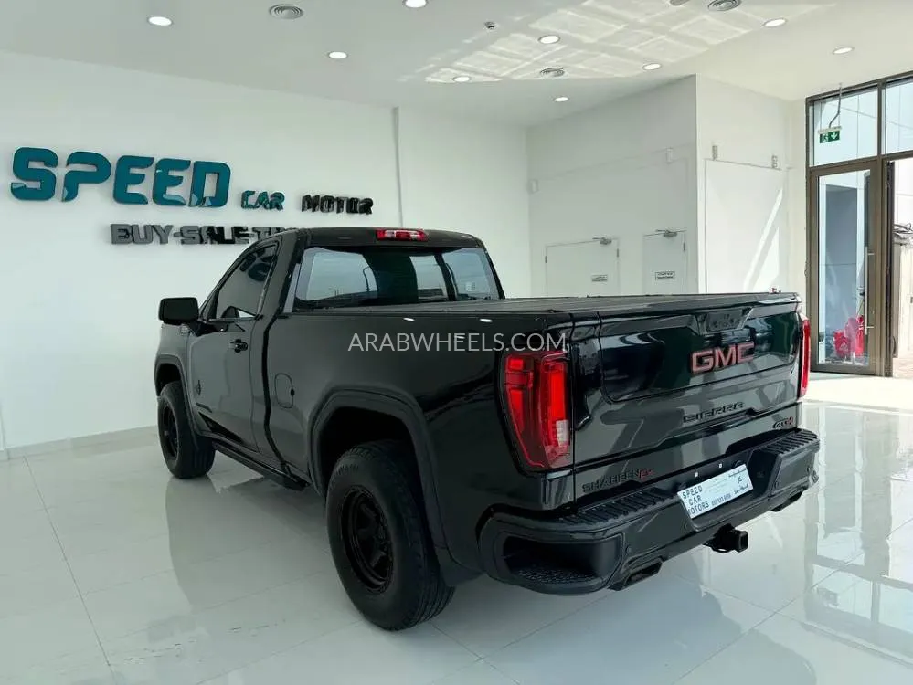 GMC Sierra 2022 for Sale in Abu Dhabi Image-8