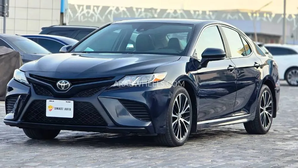 Toyota Camry 2019 for Sale in Dubai Image-2