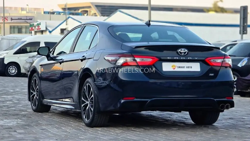 Toyota Camry 2019 for Sale in Dubai Image-9