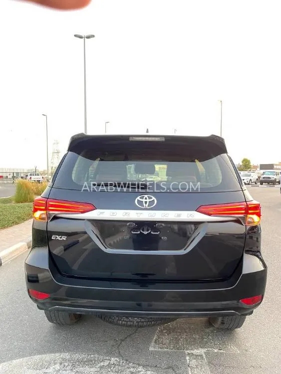 Toyota Fortuner 2022 for Sale in Dubai Image-12