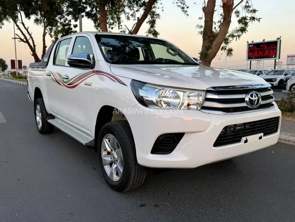 Toyota Hilux 2021 for Sale in Dubai Image-3