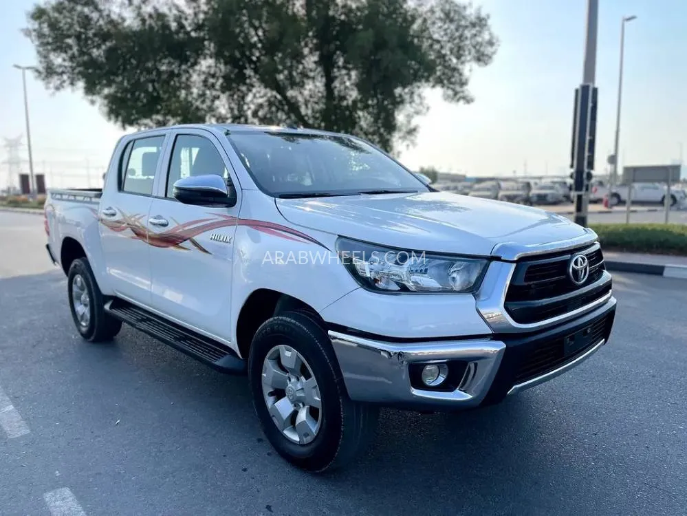 Toyota Hilux 2021 for Sale in Dubai Image-13