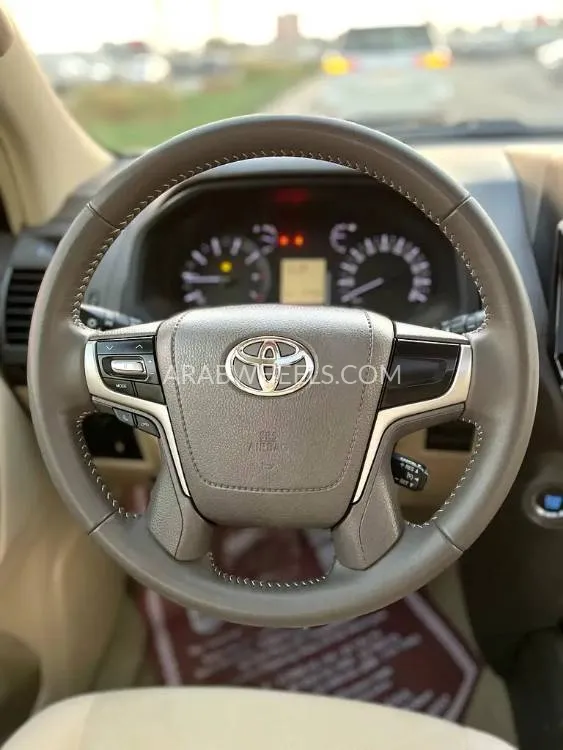 Toyota Land Cruiser Prado 2020 for Sale in Dubai Image-19