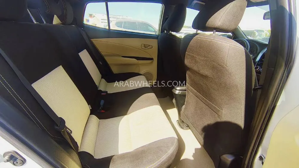 Toyota Yaris 2018 for Sale in Dubai Image-3