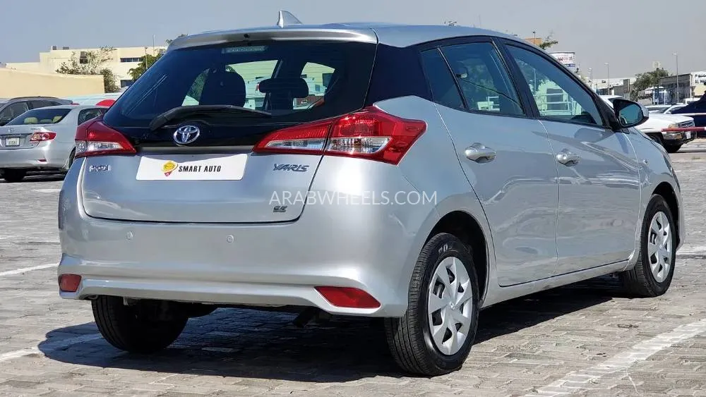 Toyota Yaris 2018 for Sale in Dubai Image-6