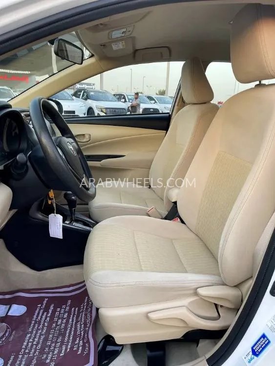 Toyota Yaris 2022 for Sale in Dubai Image-5