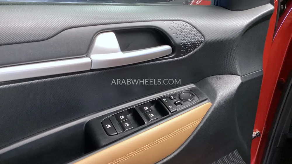 Kia Sonet 2025 for Sale in Sharjah Image-32