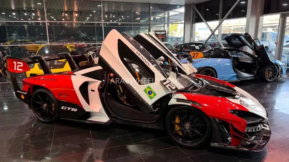 McLaren Senna 2019 for Sale in Dubai Image-2