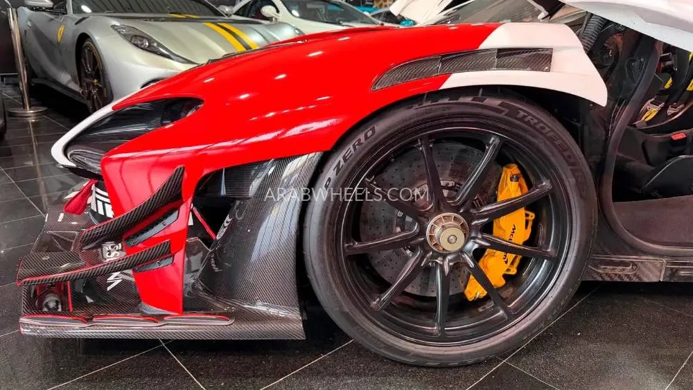 McLaren Senna 2019 for Sale in Dubai Image-6