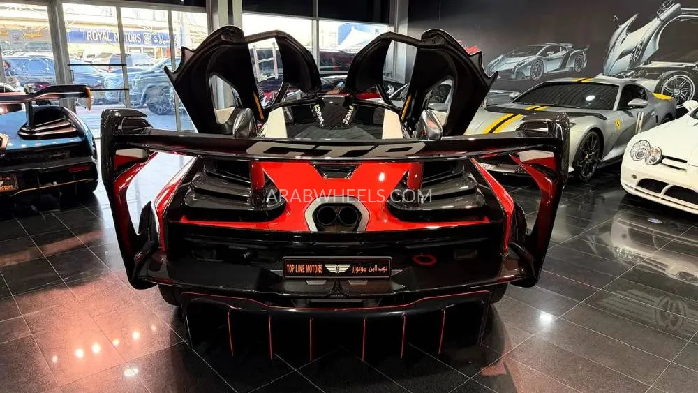 McLaren Senna 2019 for Sale in Dubai Image-11