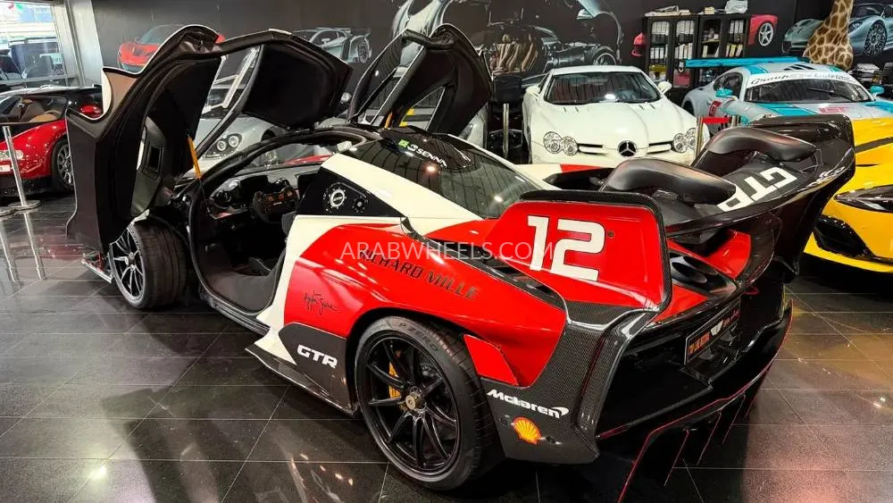 McLaren Senna 2019 for Sale in Dubai Image-14