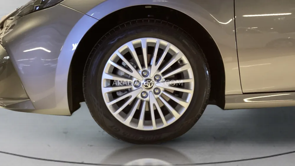 Toyota Camry 2025 for Sale in Sharjah Image-9