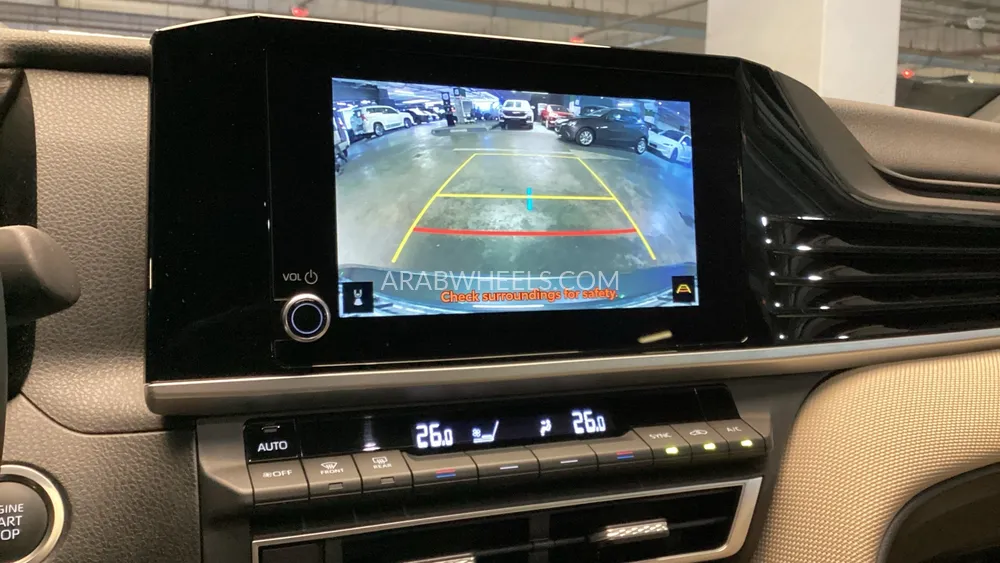 Toyota Camry 2025 for Sale in Sharjah Image-17