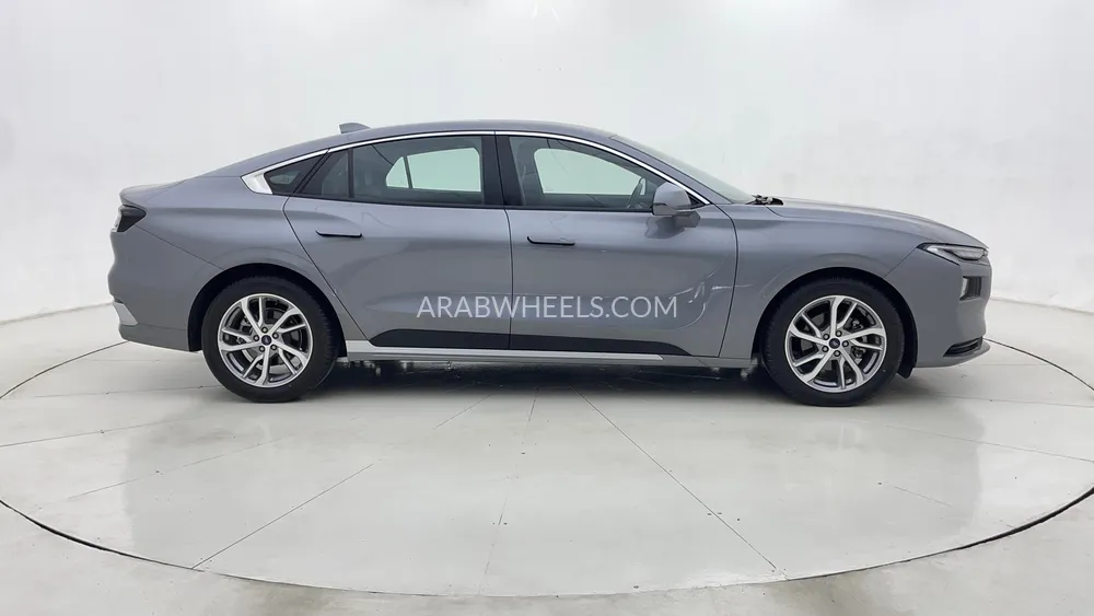 Ford Taurus 2024 for Sale in Dubai Image-2